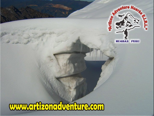 Quebrada Ishinca - Climbing Cordillera Blanca